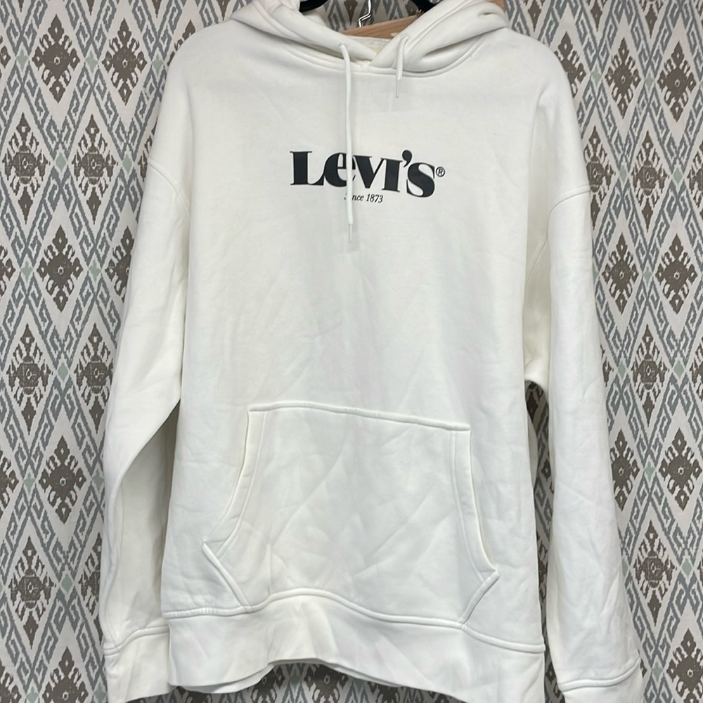 Levi’s white sweatshirt hoodie